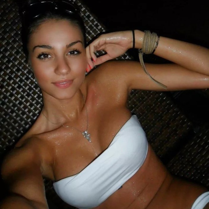 elizabethrobinson.linea.eth Linea Name Service (.linea.eth domains) based on ENS PFP