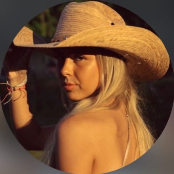 The “Hawk Tuah” girl (halieywelchx.eth) Ethereum Name Service (ENS and .eth domain) PFP