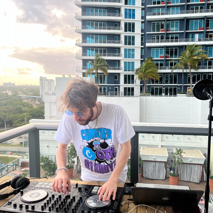 husk (huskai.eth) Ethereum Name Service (ENS and .eth domain) PFP