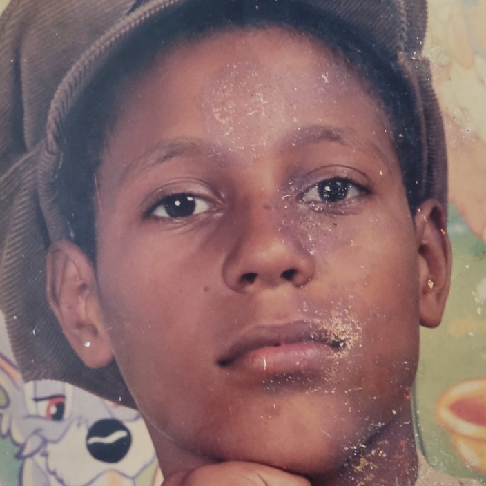 James Uendel (jamesuendel.lens) Lens social identity (.lens handle) PFP