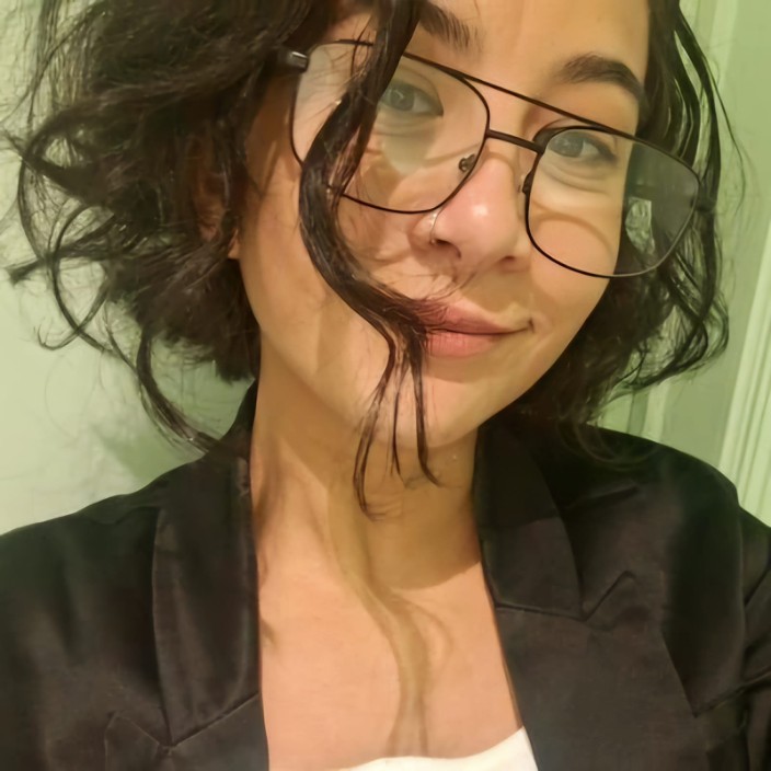 lucilajuliana.base.eth Basenames (.base.eth domains) based on ENS PFP