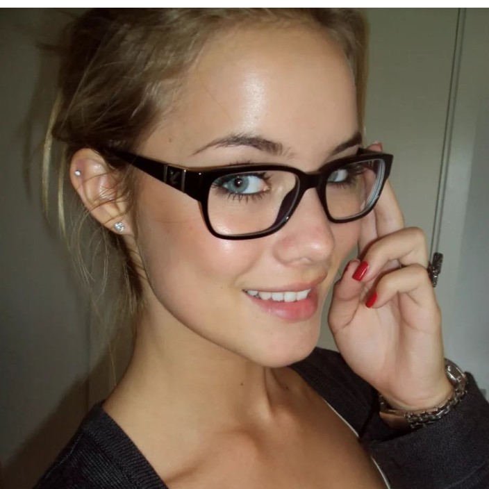 mariagarcia.linea.eth Linea Name Service (.linea.eth domains) based on ENS PFP