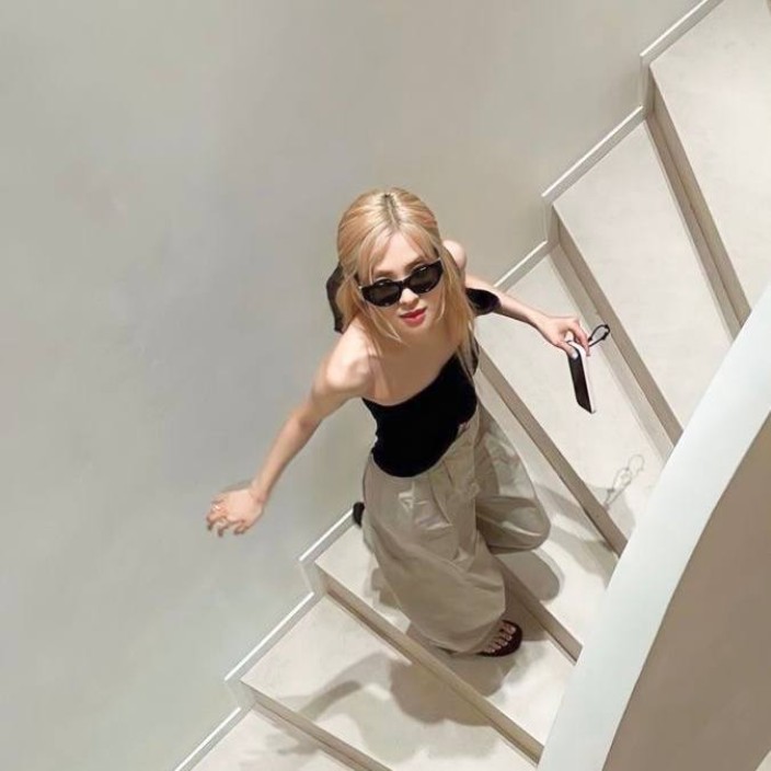 roseeee.eth Ethereum Name Service (ENS and .eth domain) PFP