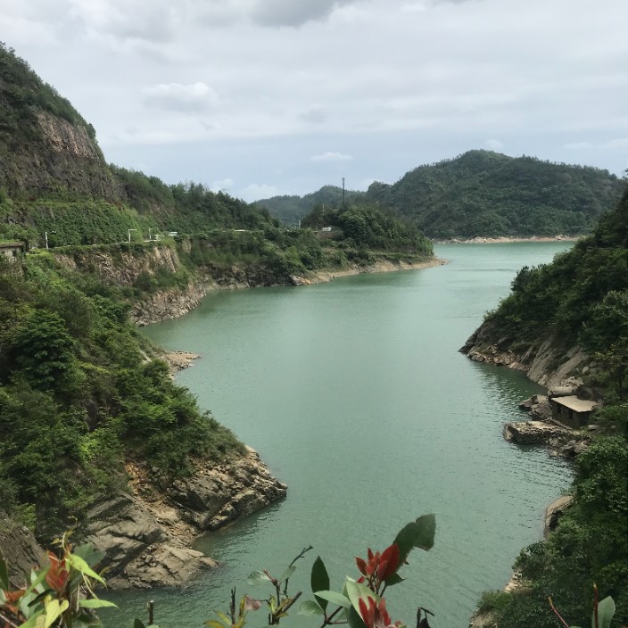 leibniz.lens Lens social identity (.lens handle) PFP